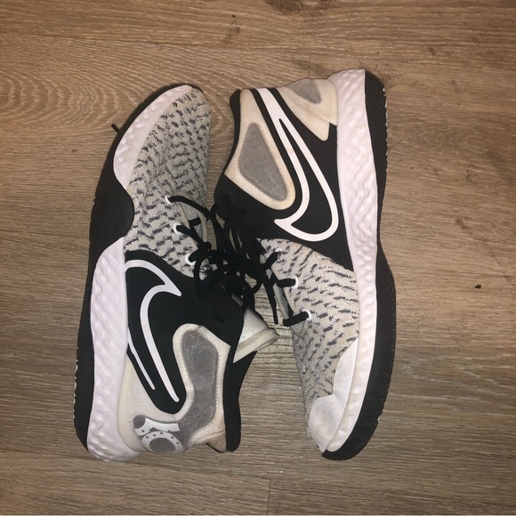 Nike men’s sneakers runners trainers size 9 - Picture 6 of 7